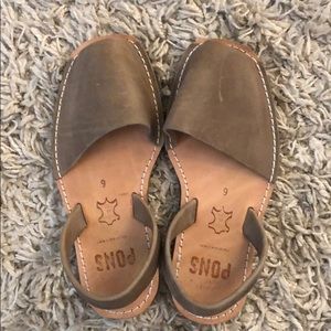 PONS - GREAT CONDITION!